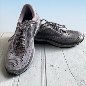 Brooks Mens Ghost 10 Gray Sz 11 Running Track Walking Shoe Sneaker 1102571D034